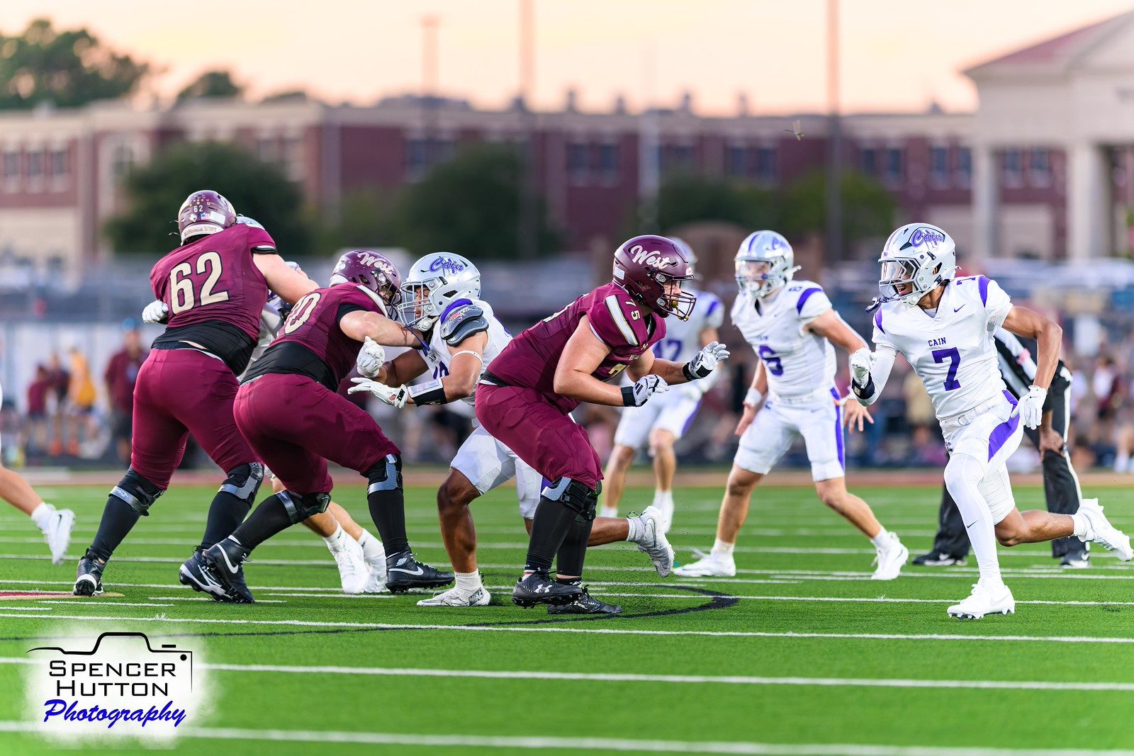 Cain's ground game goes to work as the sun sets in Magnolia