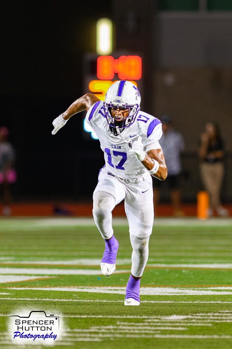 Tyson Freeman bursts downfield on a route against Klein