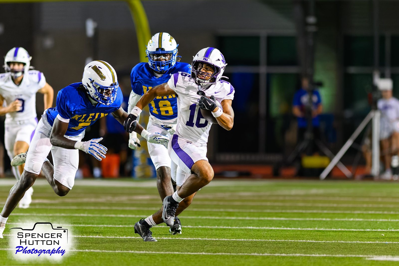 Eyan Johnson powers through Klein defenders during a carry